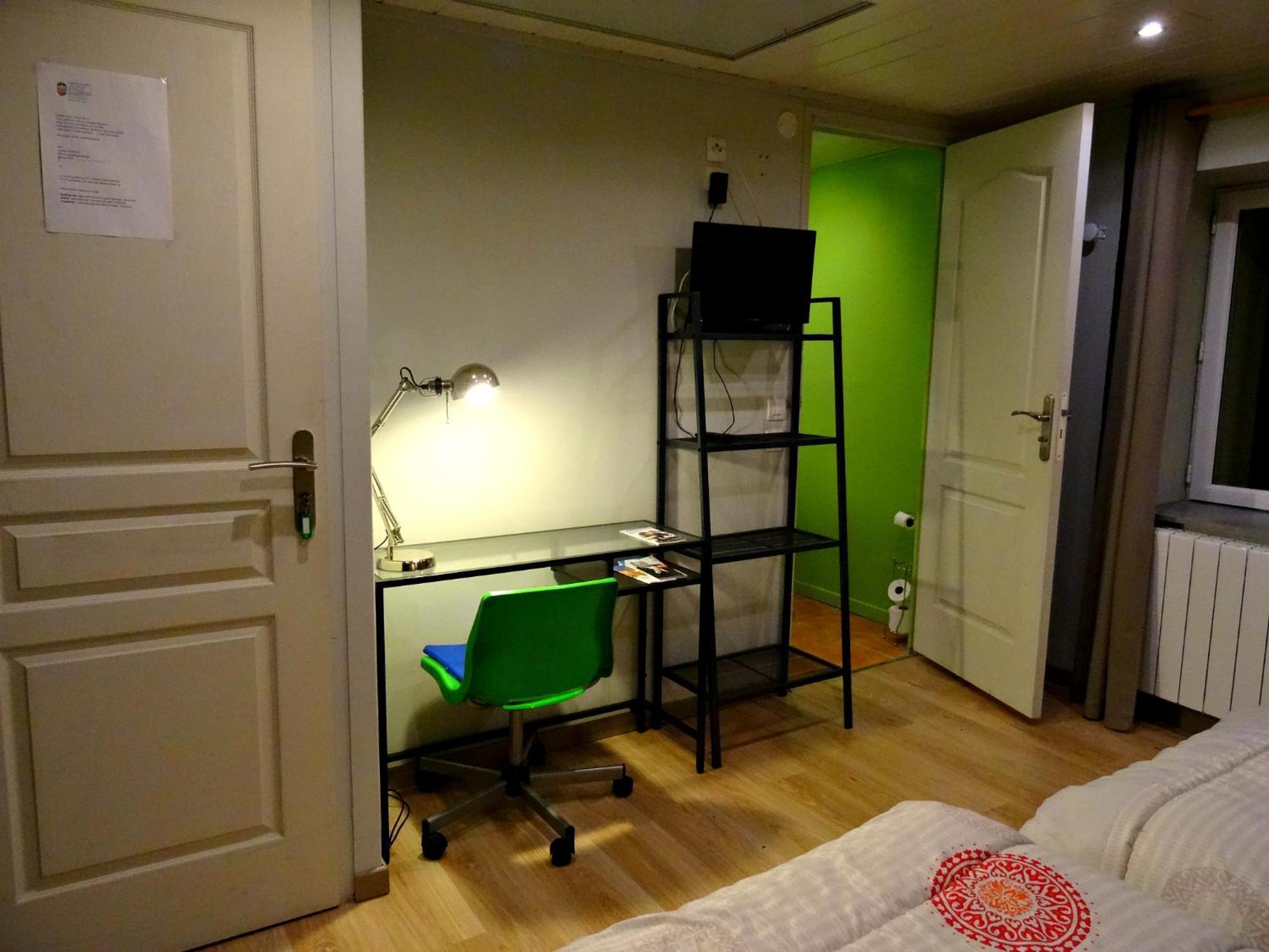 Datcha Bourguignonne, Chambres & Gite Maconge Pokoj fotografie