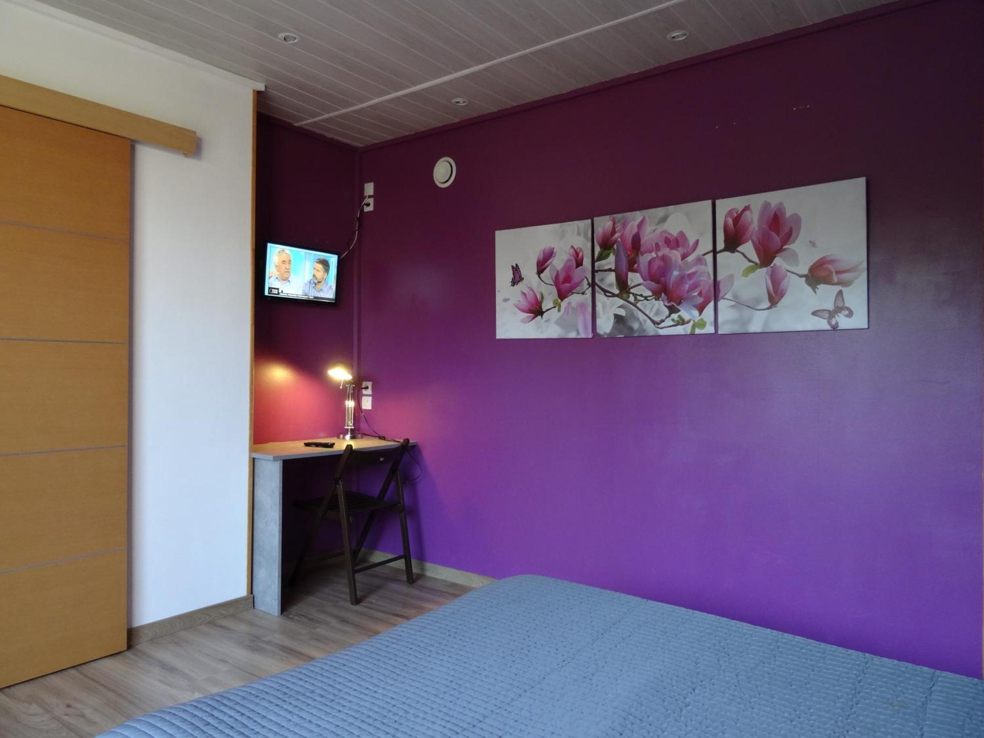 Datcha Bourguignonne, Chambres & Gite Maconge Pokoj fotografie