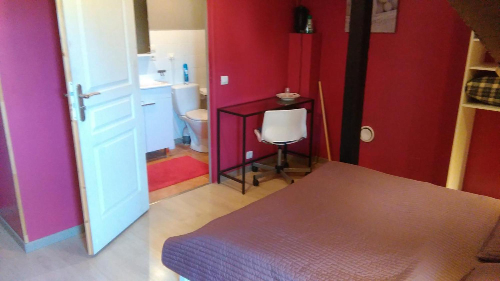 Datcha Bourguignonne, Chambres & Gite Maconge Pokoj fotografie